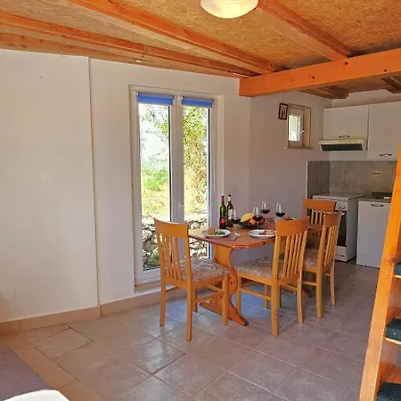 Quaint Stone Just 150m From The Beach, Little House Διαμέρισμα