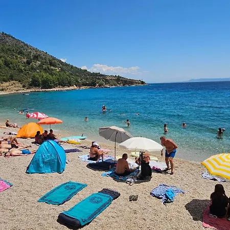 Apartmán Quaint Stone Just 150m From The Beach, Little House